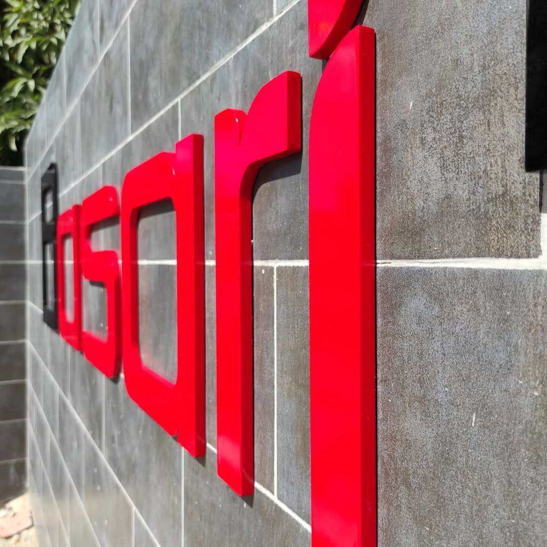 letreros en alto relieve¡tú lo imaginas, nosotros lo creamos! 829 256 2424 whatsapp 829 587 5868..@formcreativerd.. 'damos forma a tus ideas'. #letreros #rotulacion #fachadas # (9)